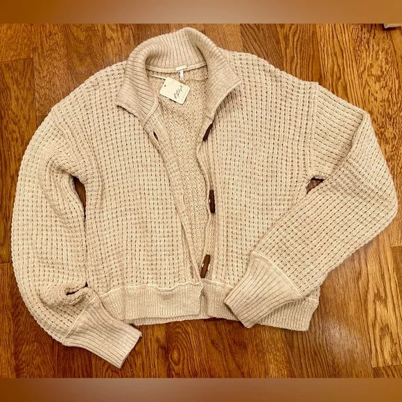 NWT Free People
Free People Micah Cardi Ivory Combo Sz Medium - Picture 6 of 8